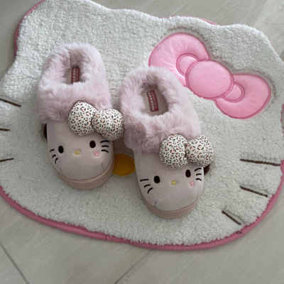 Autumn Winter Hello Kitty Slippers