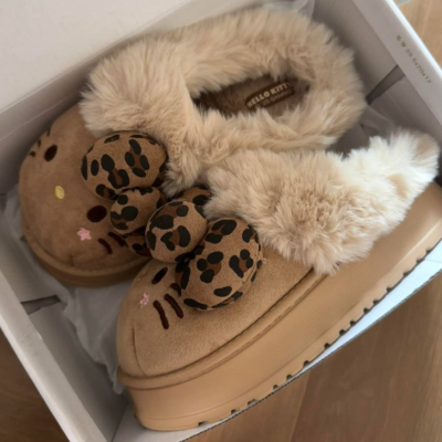 Autumn Winter Hello Kitty Slippers