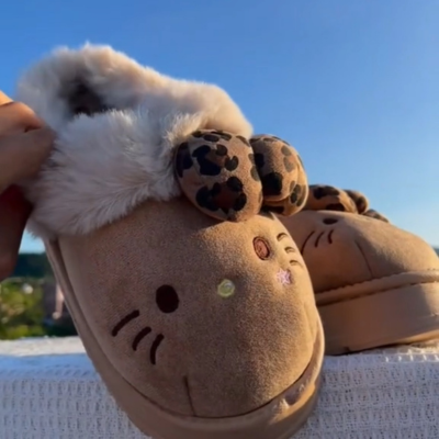 Autumn Winter Hello Kitty Slippers